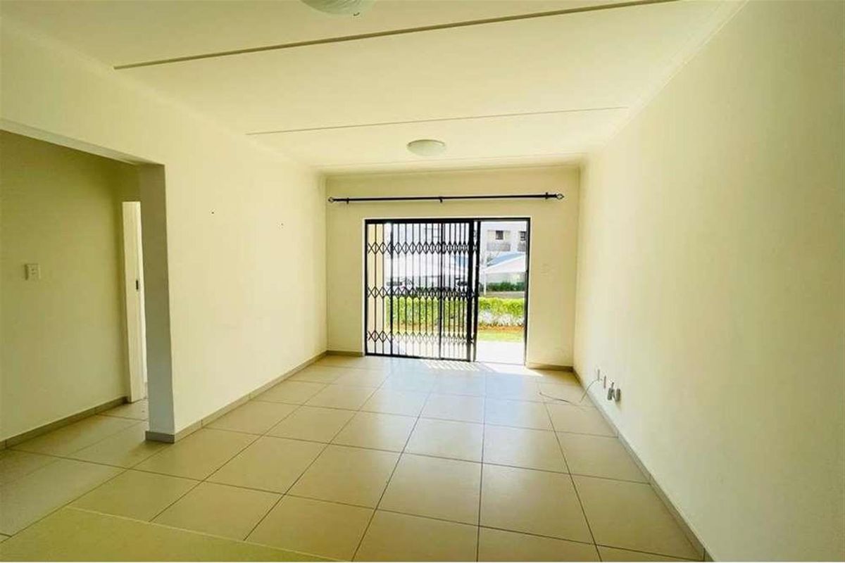 Modern 2-Bedroom, 2-Bathroom Ground Floor Apartment to Rent - Photo 5