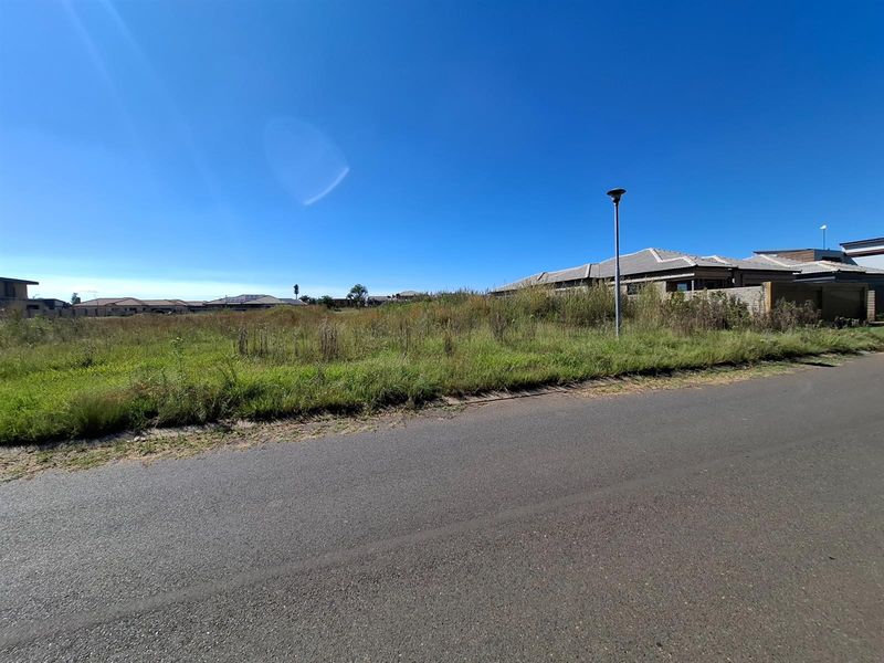 PRIME VACANT STAND IN AERORAND WEST - BUILD OR DEVELOP - Photo 3