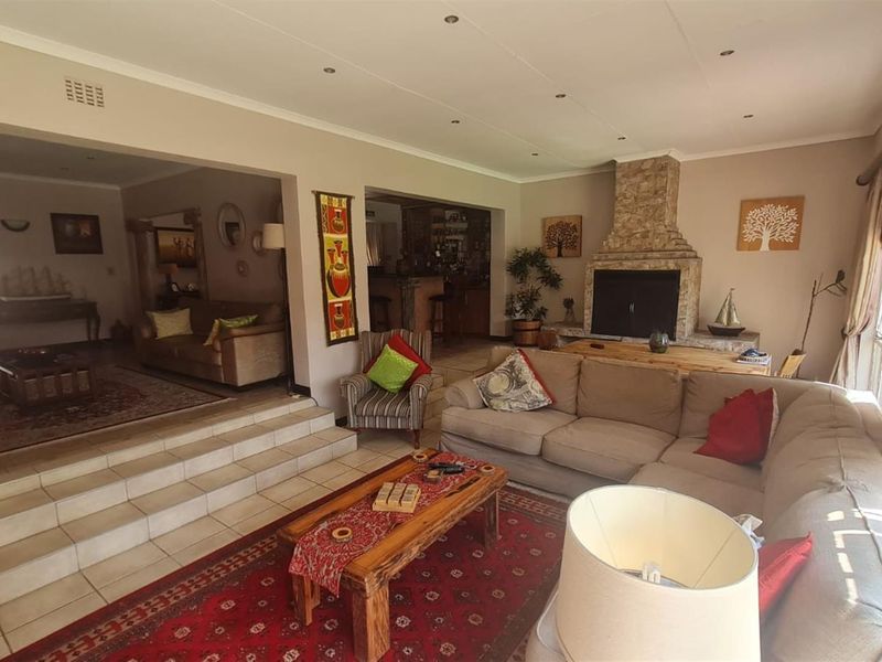 Rare Find: Immaculate move-in ready gem in Randpark Ridge - Photo 10