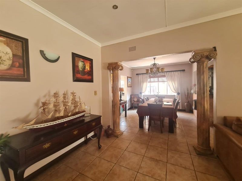 Rare Find: Immaculate move-in ready gem in Randpark Ridge - Photo 6