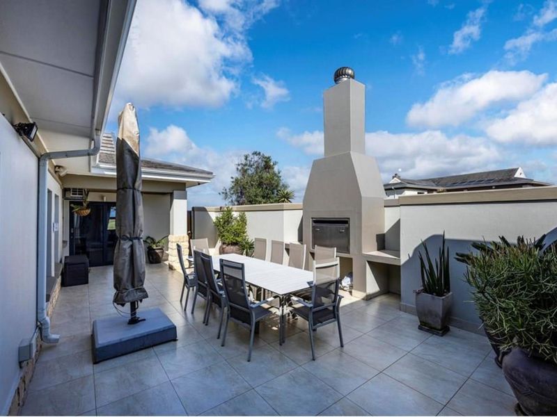 Elegant Coastal Living for the Discerning  Buyer in a Prestigious Estate - Cypraea Sands - Photo 8