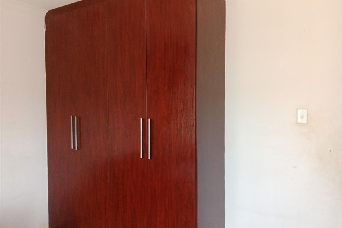 Beautiful Rental Home in Villa Lantana Estate, Secure Living in the Heart of Pretoria North - Photo 3