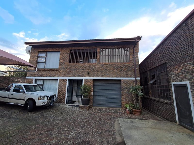 Commercial Property For Sale in Primrose Germiston Gauteng - Photo 5