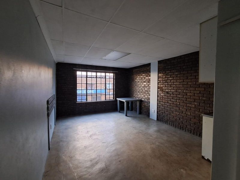 Commercial Property For Sale in Primrose Germiston Gauteng - Photo 6