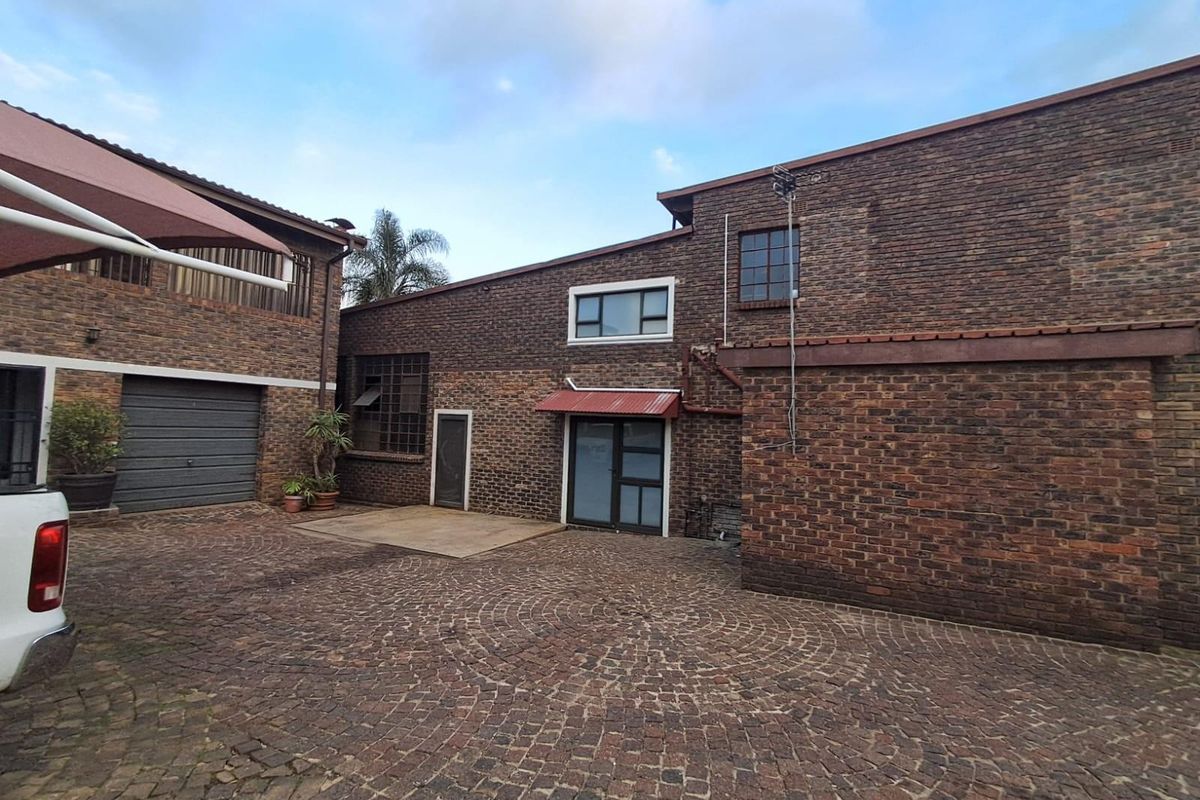 Commercial Property For Sale in Primrose Germiston Gauteng - Photo 3