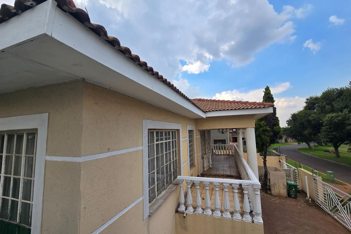 Elevated Living with Space, Versatility and Investment Potential - Photo 3