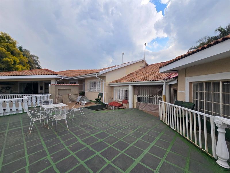 Elevated Living with Space, Versatility and Investment Potential - Photo 9