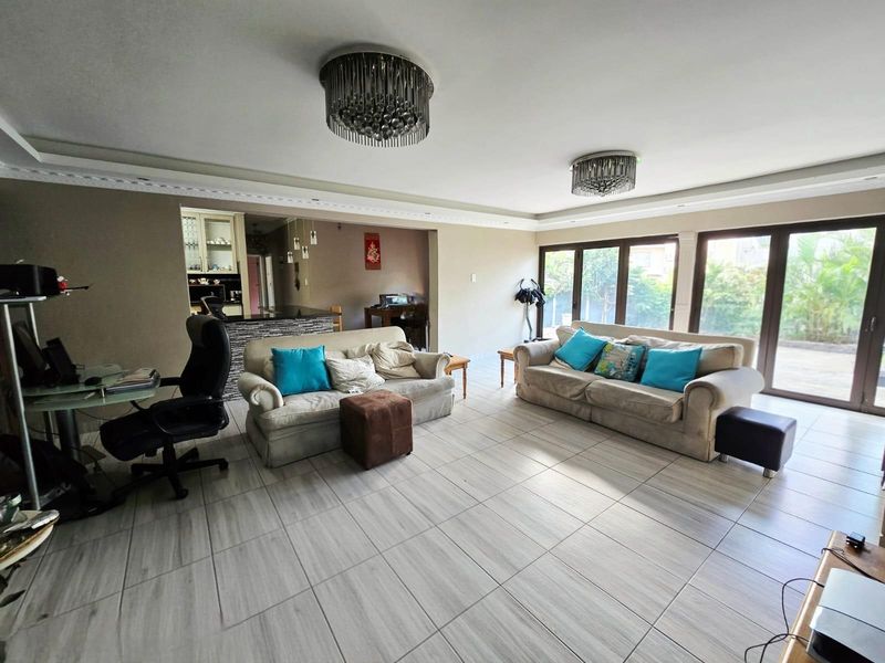 Complex For Sale in Avoca Hills, Durban, KwaZulu Natal - Photo 5
