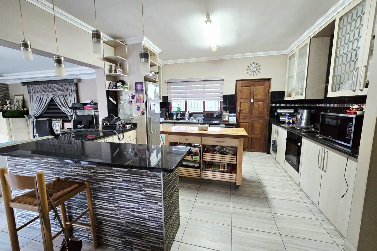 Complex To Rent in Avoca Hills, Durban, KwaZulu Natal - Photo 5