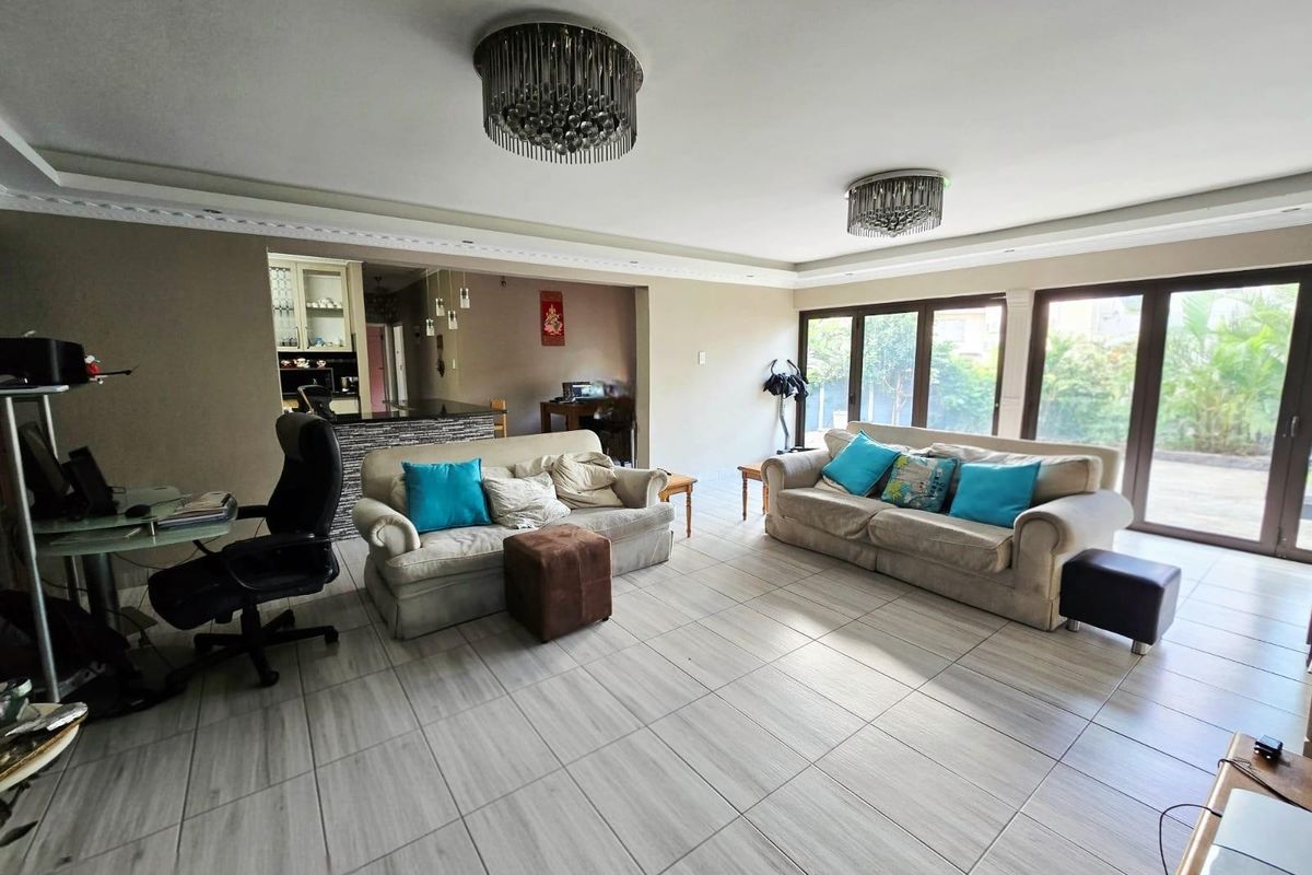 Complex To Rent in Avoca Hills, Durban, KwaZulu Natal - Photo 2