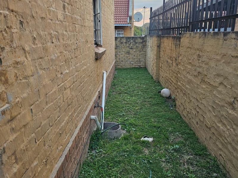 House For Sale in Witbank Ext 8, Witbank - Photo 9