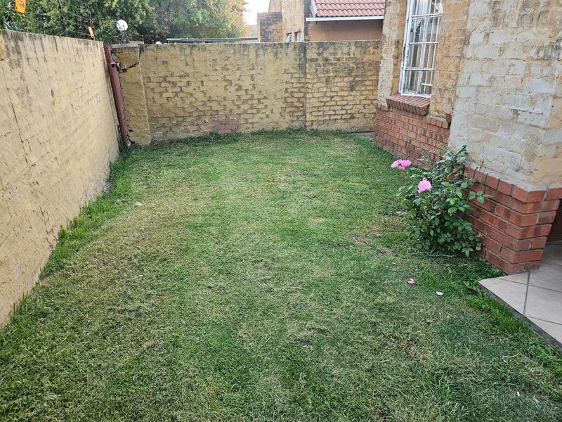 House For Sale in Witbank Ext 8, Witbank - Photo 5