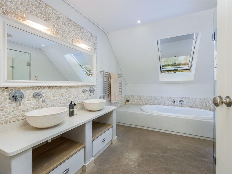 Exclusive Villa Living in Diemersfontein Wine Estate - Photo 6