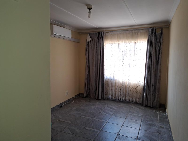 Northdale Investment - Photo 4