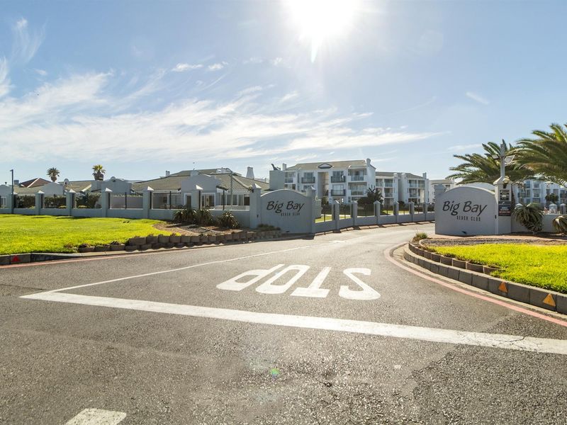 Surf, Sun and Secure Coastal Living - 2 Bedroom Ground Floor Apartment for Sale Big Bay Beach Club - Photo 1