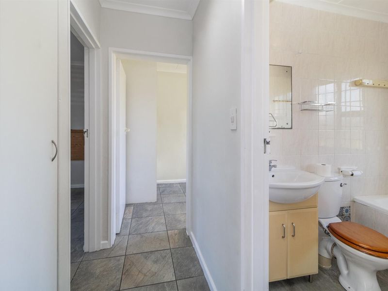 Surf, Sun and Secure Coastal Living - 2 Bedroom Ground Floor Apartment for Sale Big Bay Beach Club - Photo 10