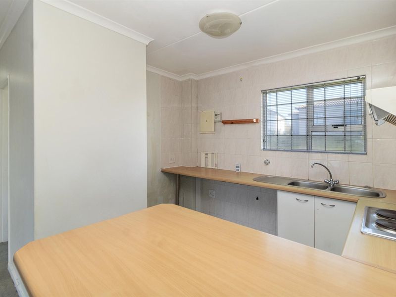 Surf, Sun and Secure Coastal Living - 2 Bedroom Ground Floor Apartment for Sale Big Bay Beach Club - Photo 8