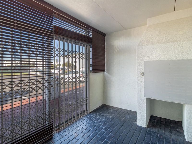 Surf, Sun and Secure Coastal Living - 2 Bedroom Ground Floor Apartment for Sale Big Bay Beach Club - Photo 5
