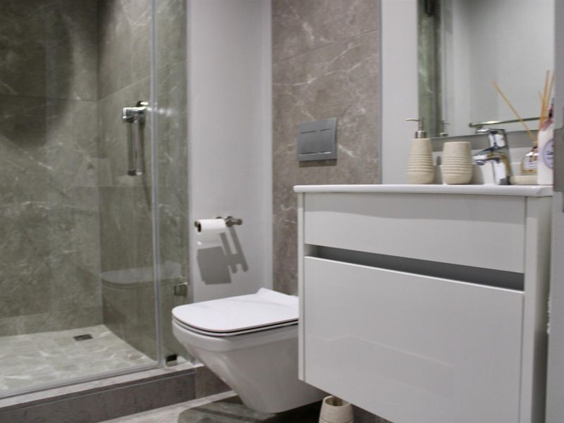 Luxury Fully Furnished 2-Bedroom Apartment To Rent at Ellipse - Photo 10