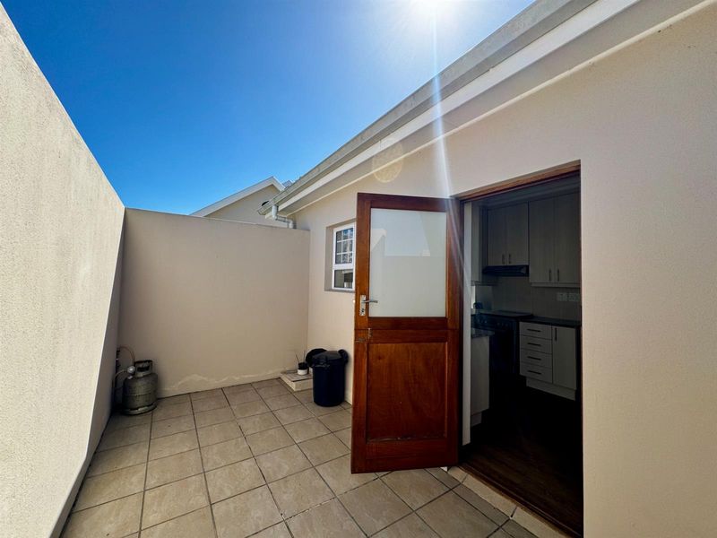Retirement Lifestyle living in popular Mossel Bay Fynbos Lifestyle village - Photo 10