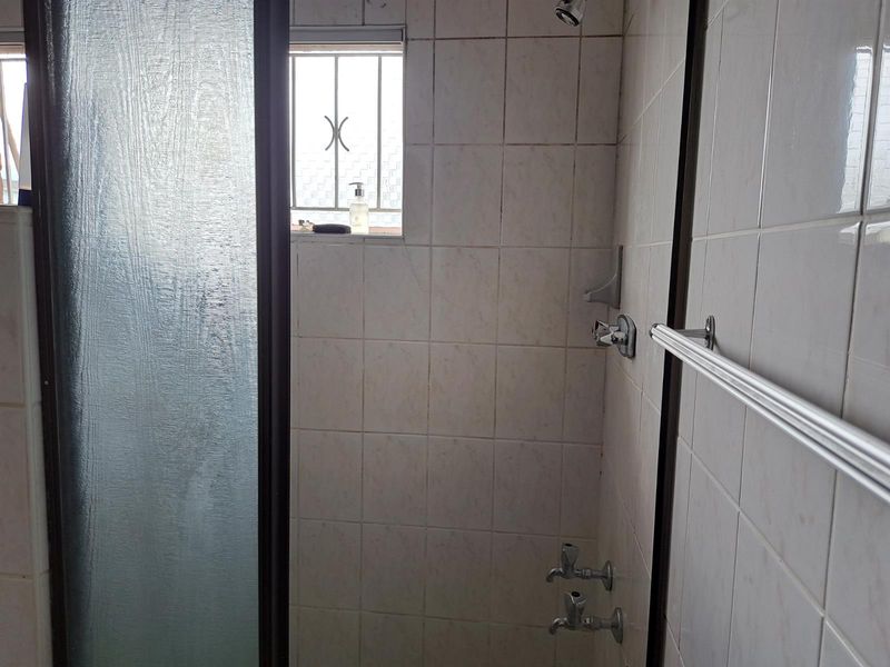 BARGAIN DELUXE - Photo 8