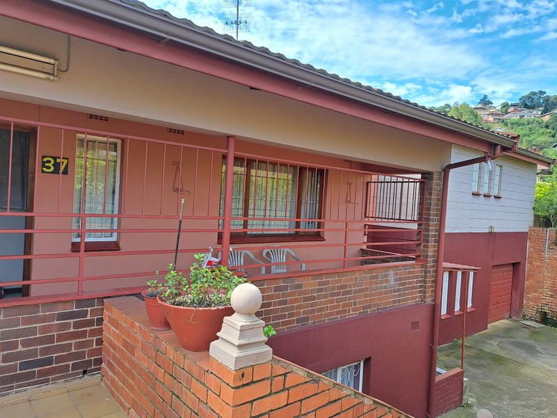 BARGAIN DELUXE - Photo 5