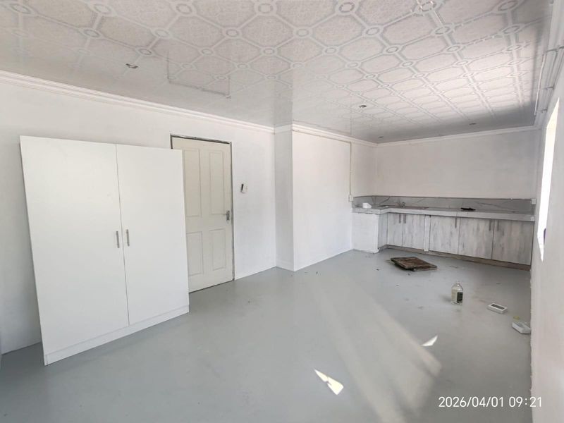 Cottage To Rent in Wychwood, Germiston - Photo 3