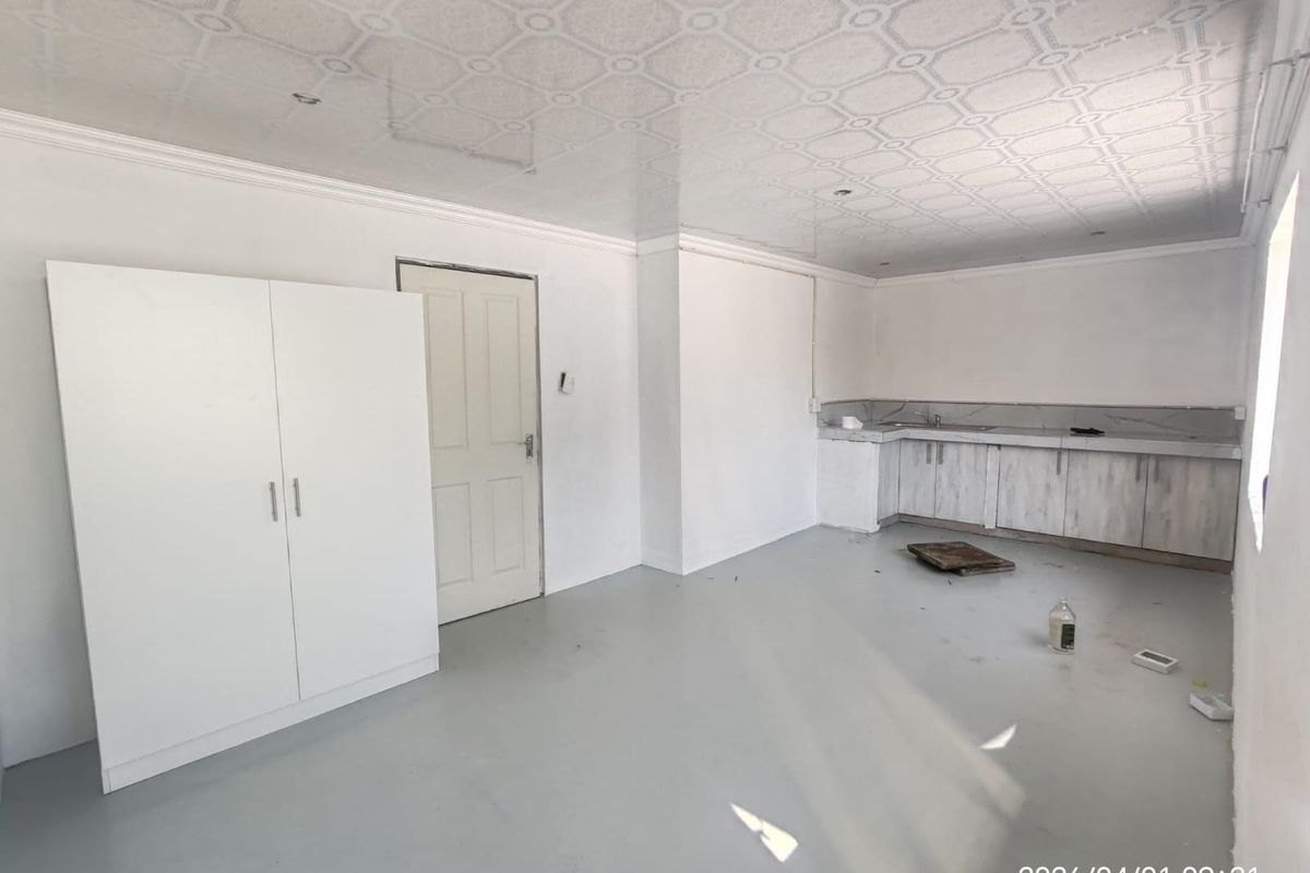 Cottage To Rent in Wychwood, Germiston - Photo 3