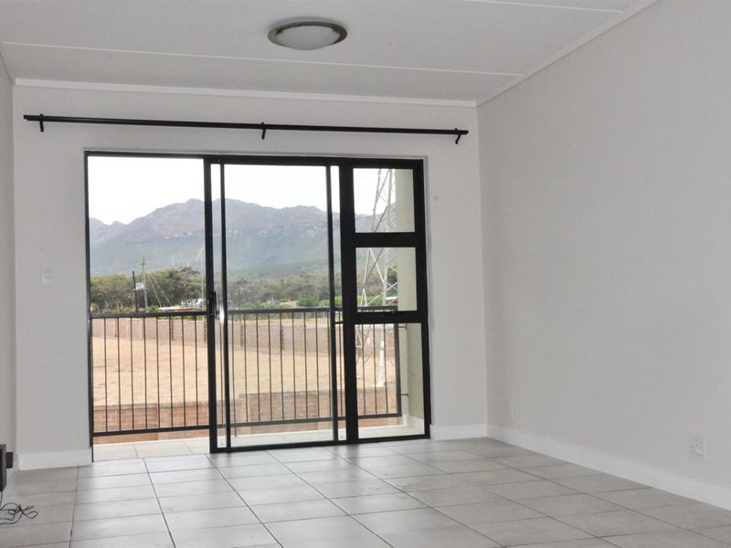 2 Bedroom Apartment in Greenbay Eco Estate - To Rent - Photo 8