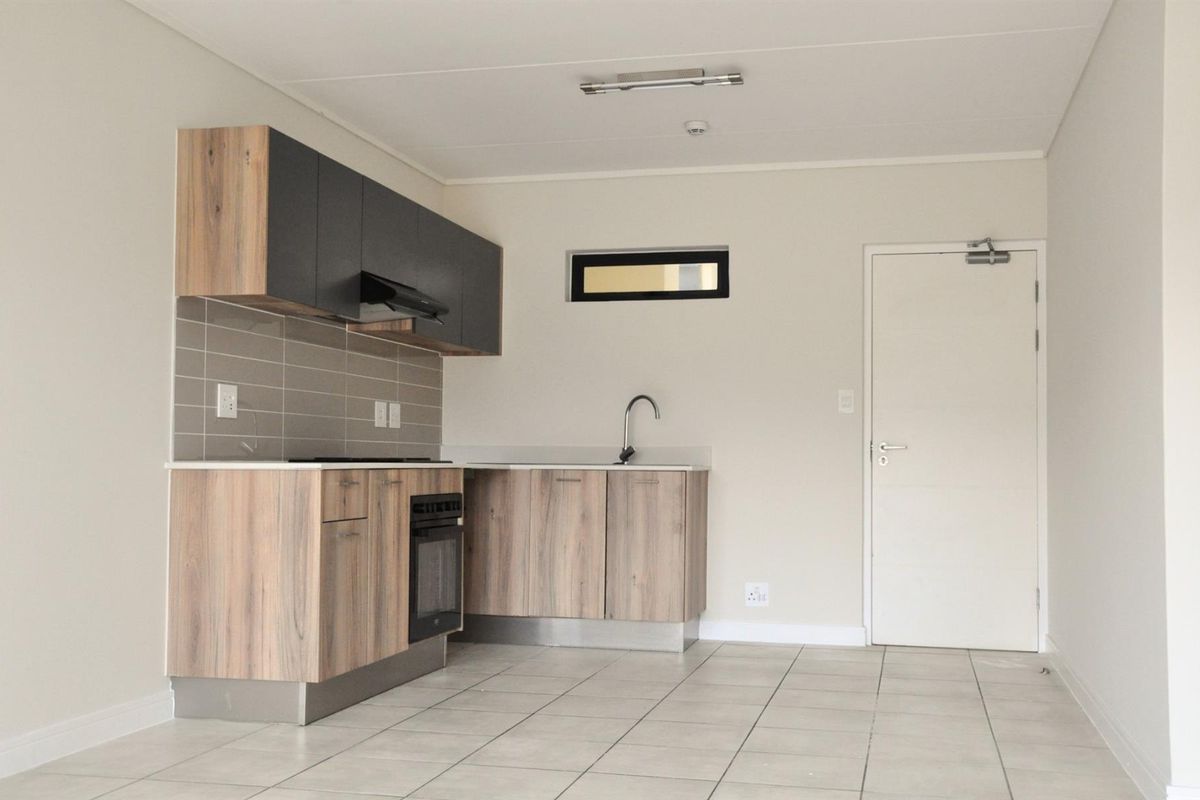 2 Bedroom Apartment in Greenbay Eco Estate - To Rent - Photo 5