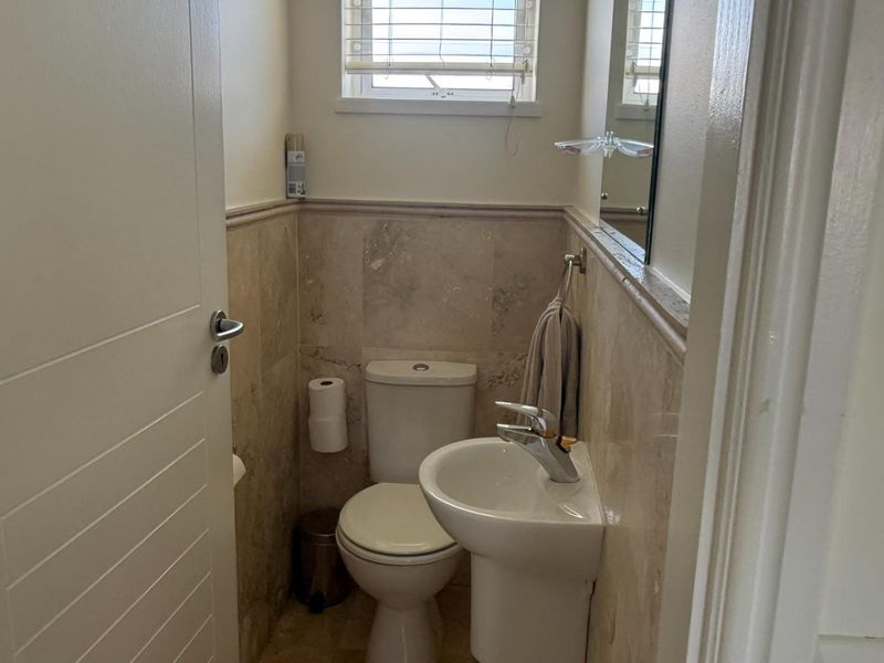 Duplex For Sale in Knysna Quays Knysna Central Knysna Western Cape - Photo 10