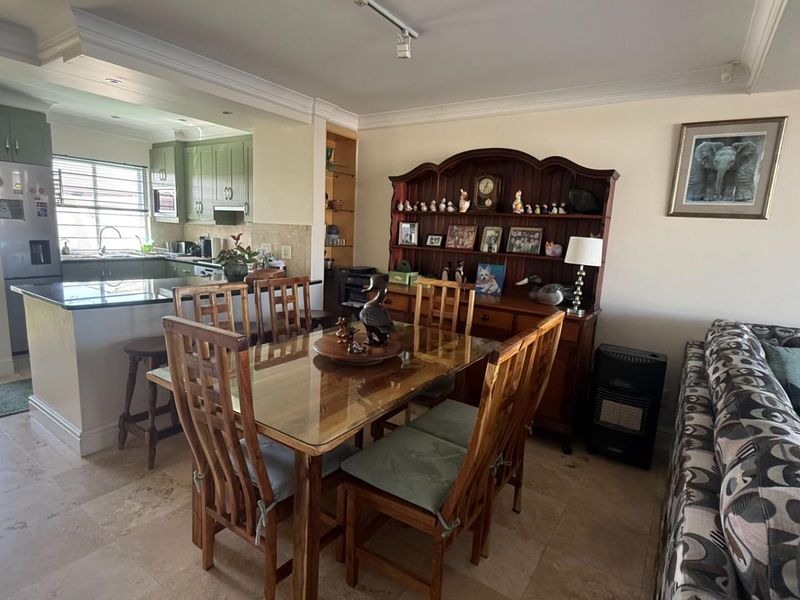 Duplex For Sale in Knysna Quays Knysna Central Knysna Western Cape - Photo 5