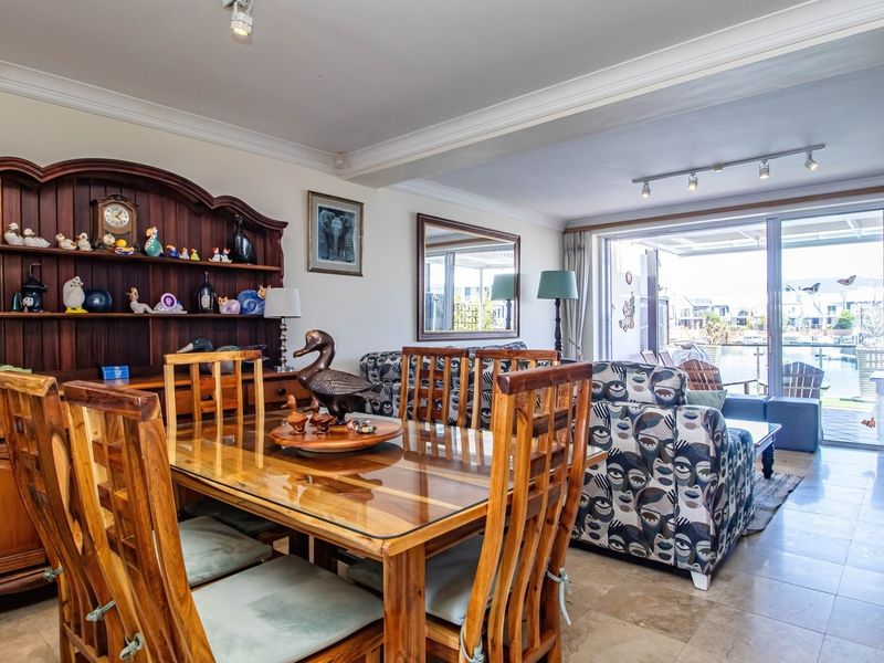 Duplex For Sale in Knysna Quays Knysna Central Knysna Western Cape - Photo 6