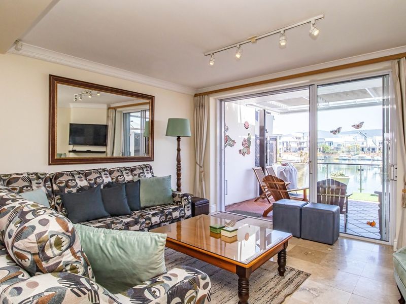 Duplex For Sale in Knysna Quays Knysna Central Knysna Western Cape - Photo 7