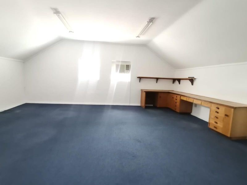 Professional Office Space To Let in Central Paarl - Photo 3