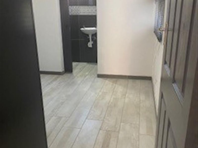 APARTMENT IN Imam Rd CLAREMONT FOR ONE PERSON ONLY - Photo 6