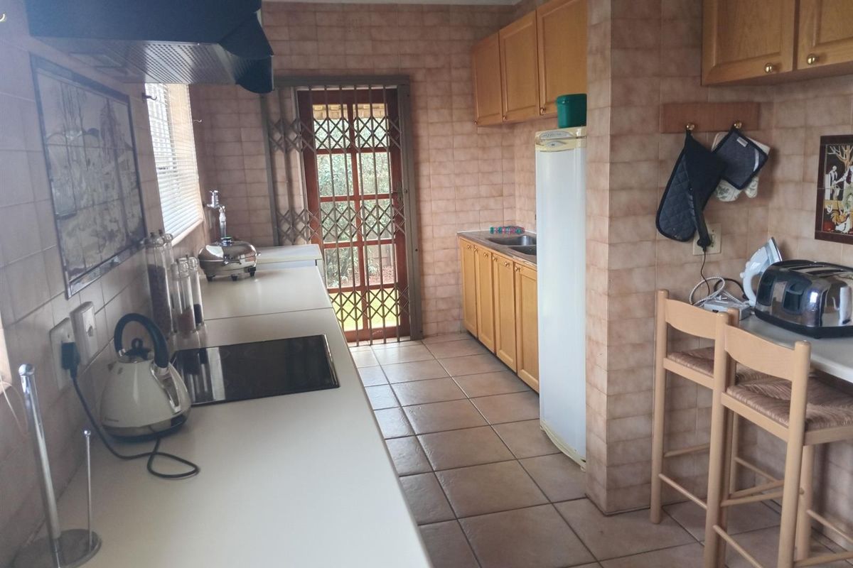 House For Sale in Sunward Park, Boksburg - Photo 3