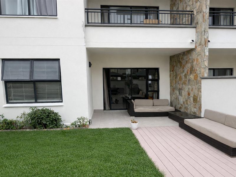 Apartment For Sale in Sandown, Blouberg - Photo 3