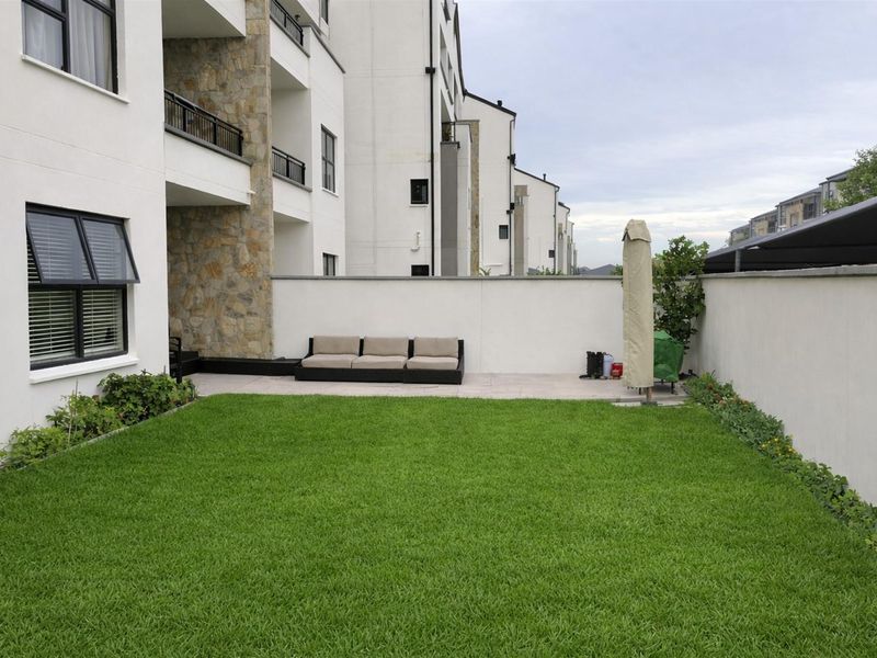 Apartment For Sale in Sandown, Blouberg - Photo 4