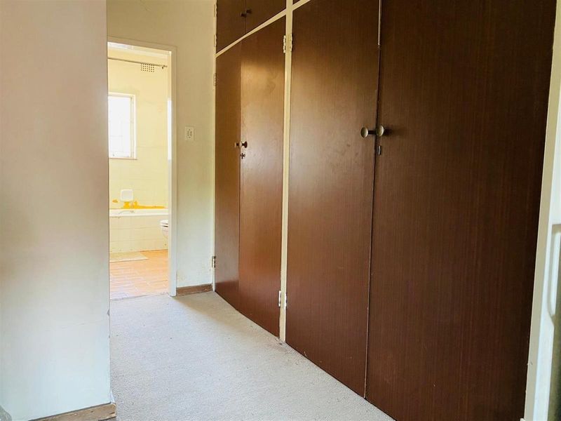 Duplex For Sale in Windsor West, Windsor, Randburg - Photo 10