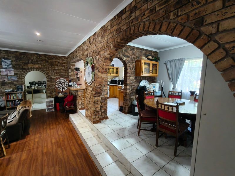 House For Sale in Sonheuwel Ext 1, Sonheuwel, Nelspruit - Photo 5