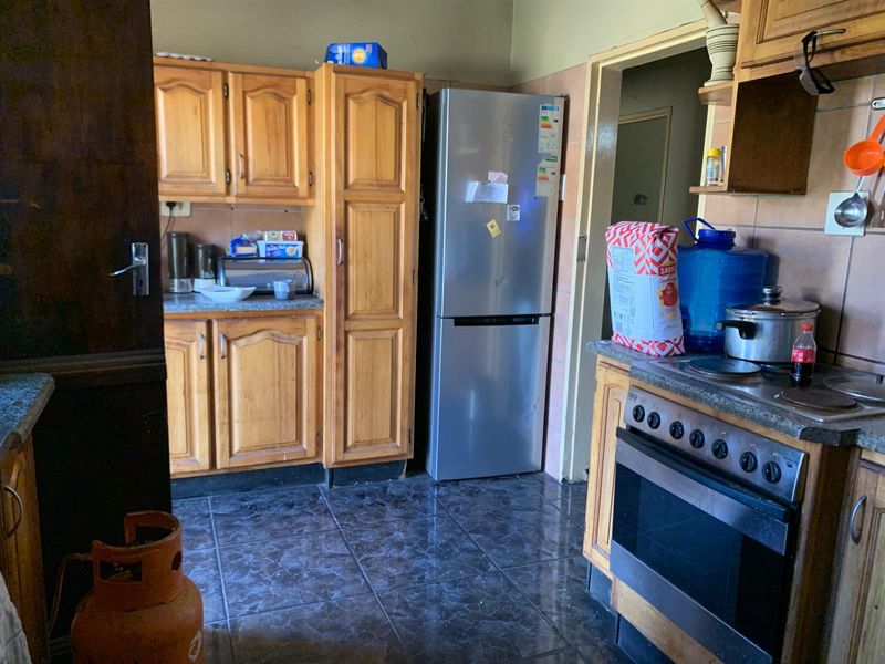 House For Sale in Die Heuwel, Witbank - Photo 5