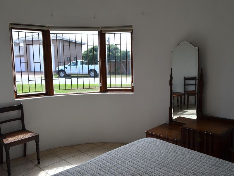 Bedroom House with Flat Gouritsmond - Photo 10