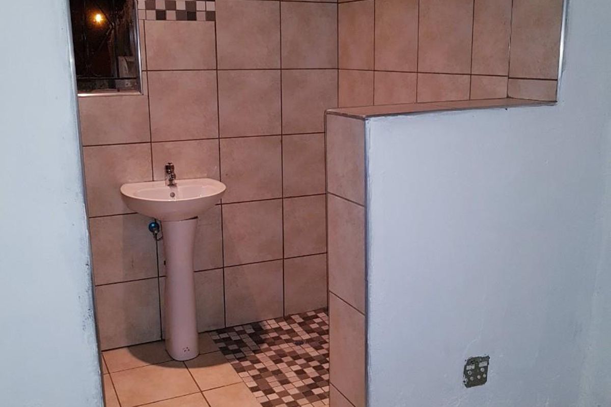 1 Bedroom Cottage To Rent in Chiawelo, Soweto - Photo 4