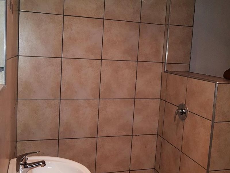 1 Bedroom Cottage To Rent in Chiawelo, Soweto - Photo 7