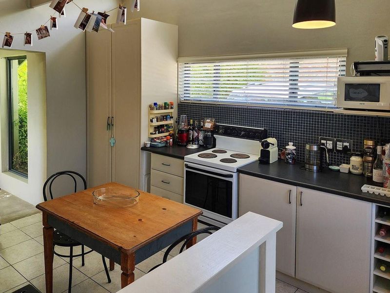 Apartment To Rent in Knysna - Photo 7