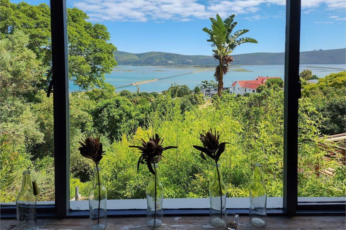 Apartment To Rent in Knysna - Photo 2