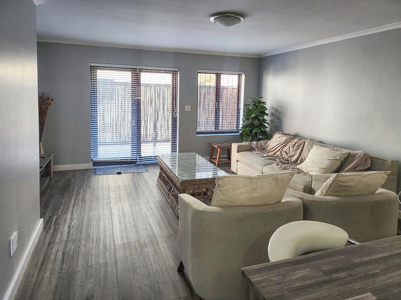 2 BEDROOM APARTMENT TO RENT. - Photo 2