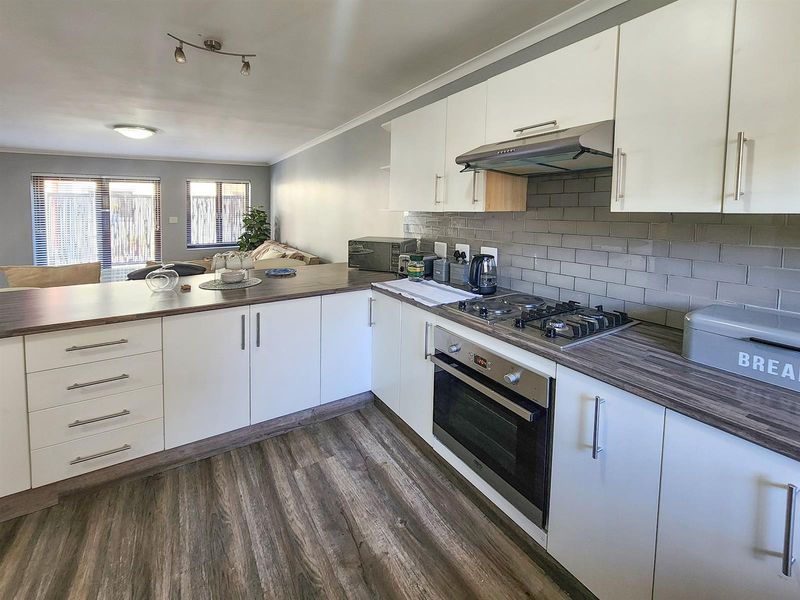 2 BEDROOM APARTMENT TO RENT. - Photo 4