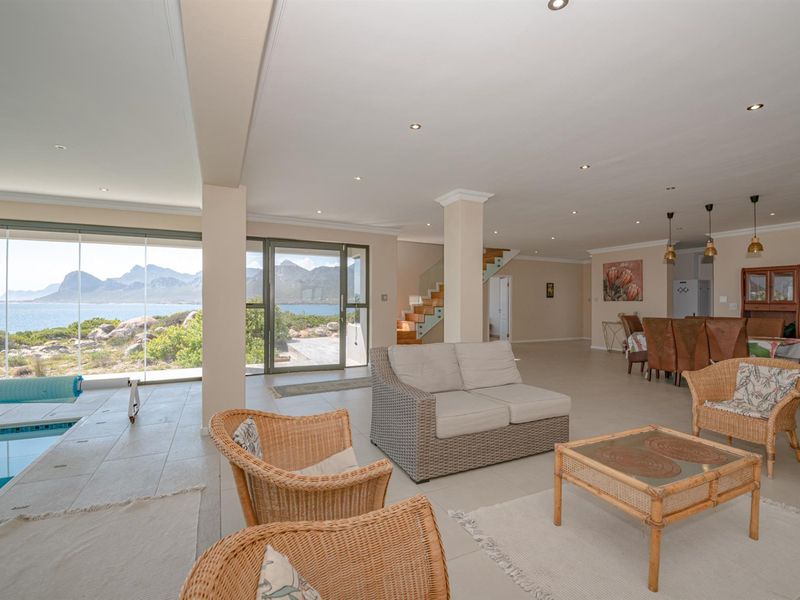 House For Sale in Pringle Bay - Photo 4